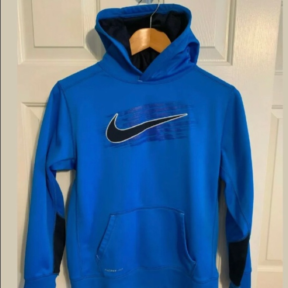 Nike Therma-fit sweatshirt hoodie boys  X-Large